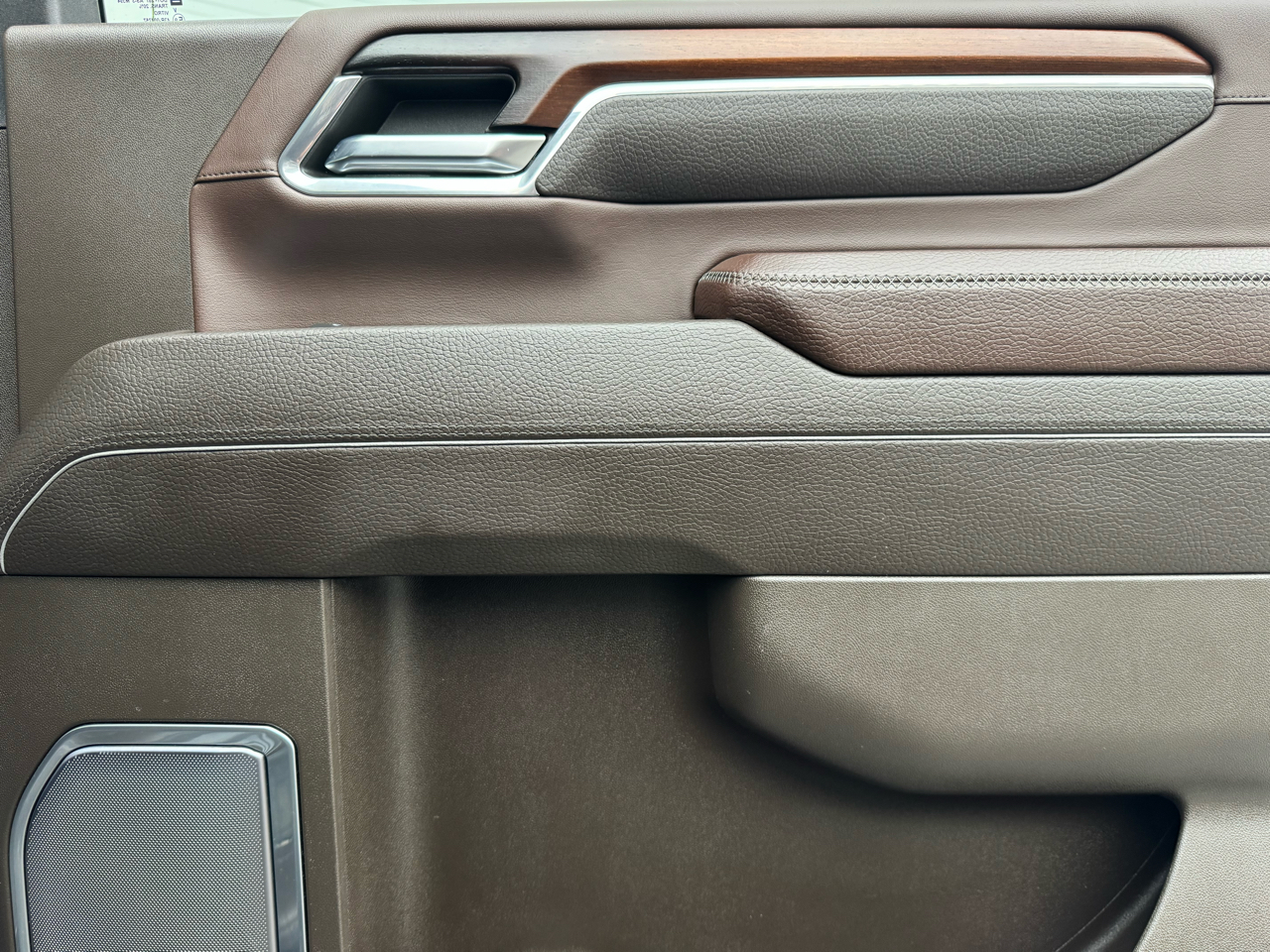 GMC Sierra 3500HD Denali Crew Cab 4WD 2024