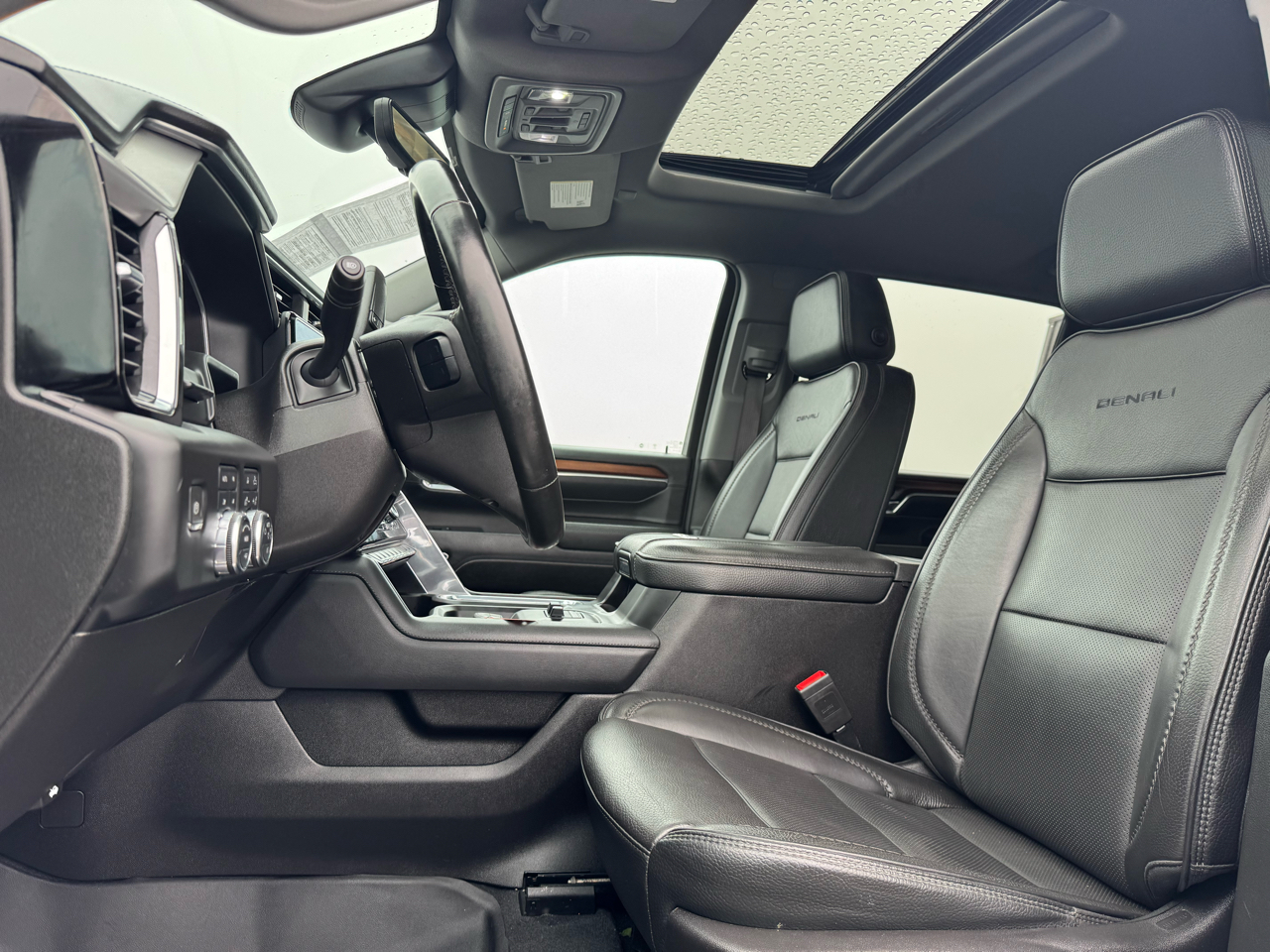 GMC Sierra 2500HD Denali Crew Cab 4WD SB 2024