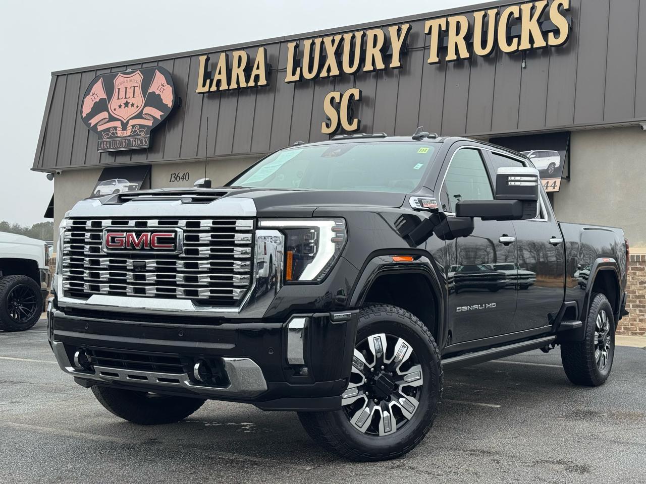 2024 GMC Sierra 2500HD Denali Crew Cab 4WD SB