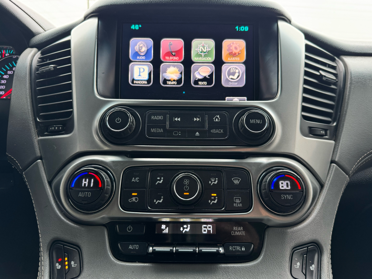 Chevrolet Tahoe LT 2WD 2015