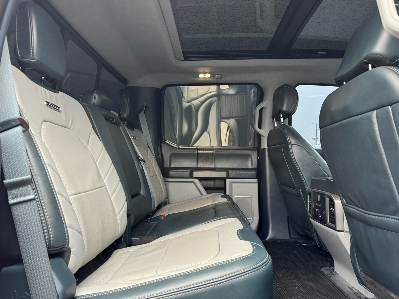 Ford F-450 SD XL Crew Cab DRW 4WD 2022