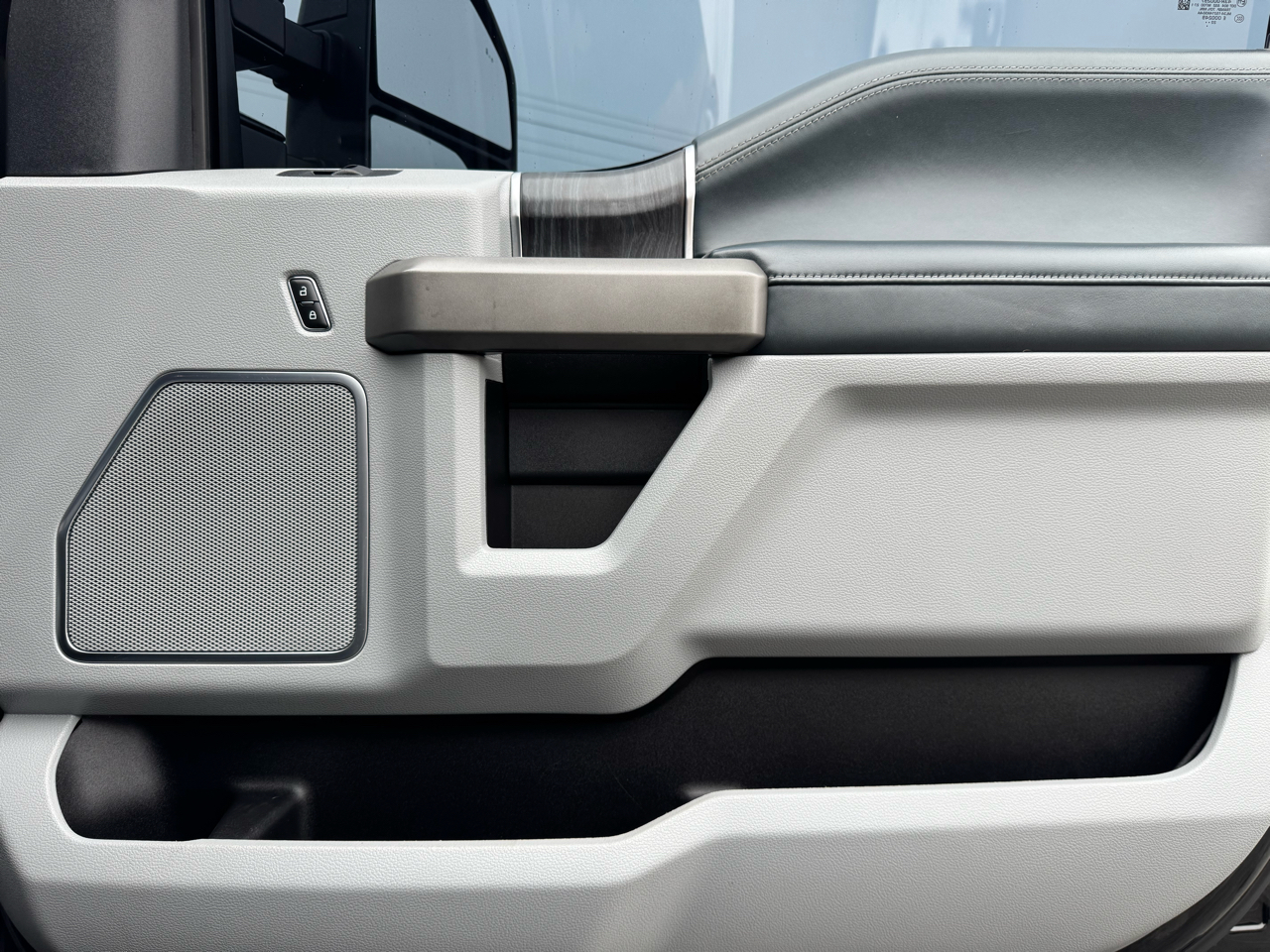 Ford F-450 SD XL Crew Cab DRW 4WD 2022