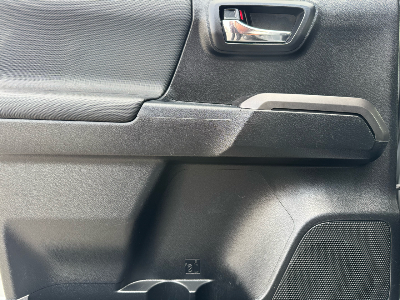 Toyota Tacoma SR5 Double Cab Long Bed V6 6AT 2WD 2018