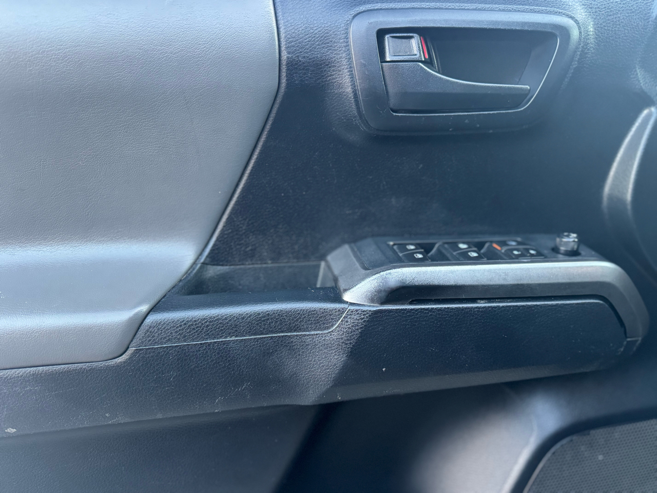 Toyota Tacoma SR5 V6 2019