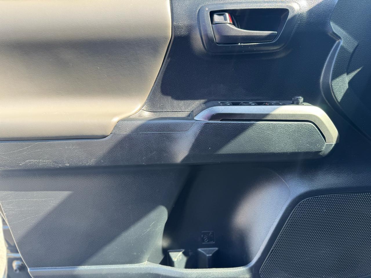 Toyota Tacoma SR5 V6 2019
