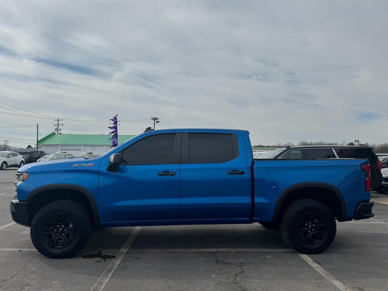 Chevrolet Silverado 1500 4WD Crew Cab 147" ZR2 2023