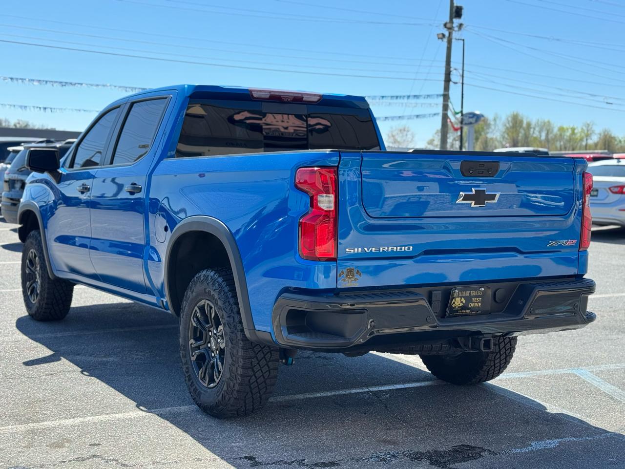 Chevrolet Silverado 1500 4WD Crew Cab 147" ZR2 2023