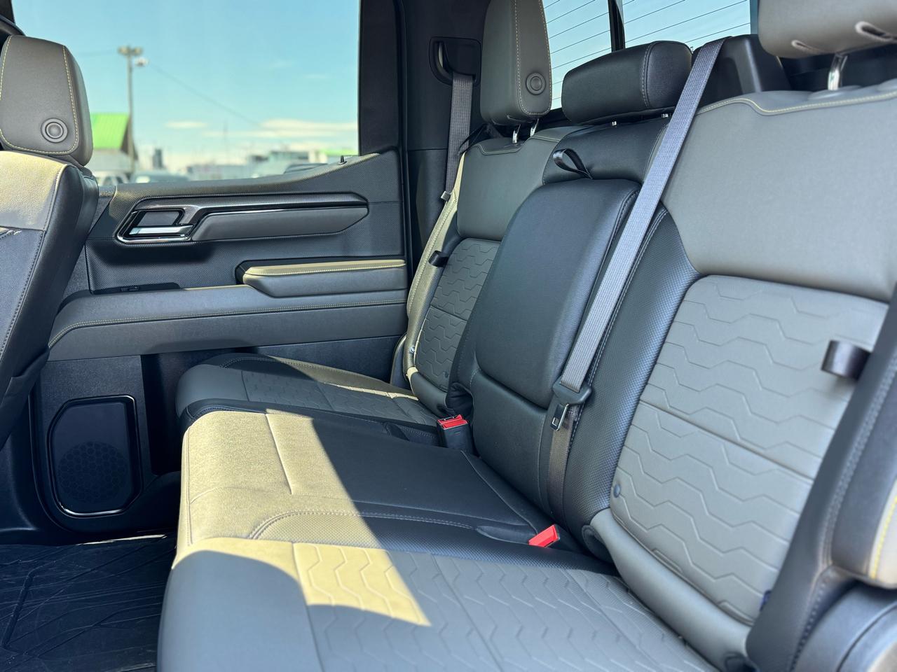 Chevrolet Silverado 1500 4WD Crew Cab 147" ZR2 2023