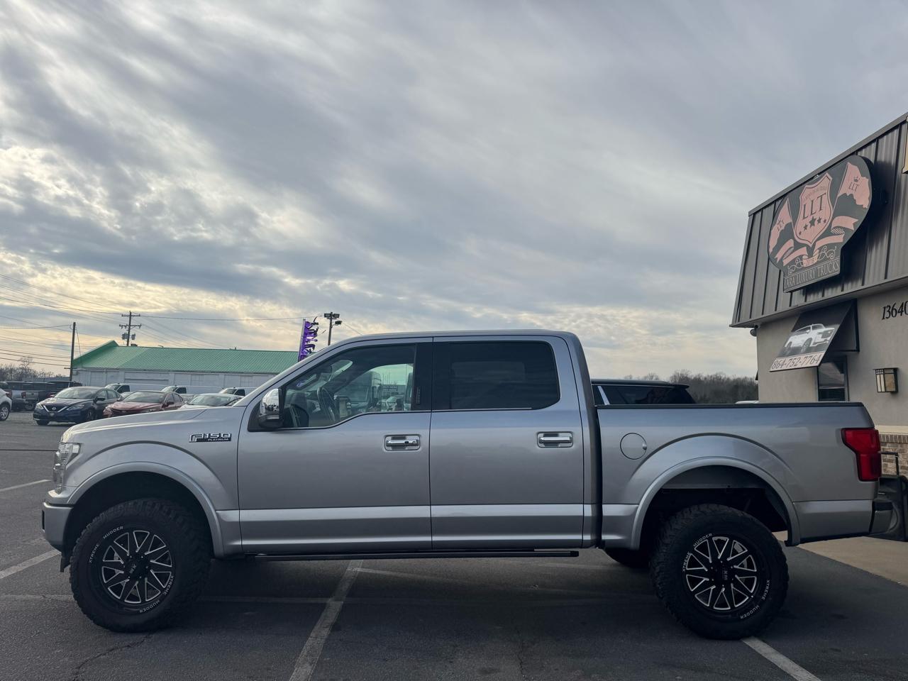 Ford F-150 2WD SuperCrew 145" Platinum 2020