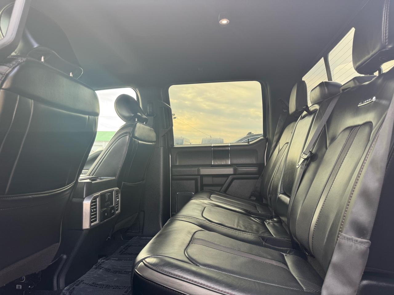 Ford F-150 2WD SuperCrew 145" Platinum 2020