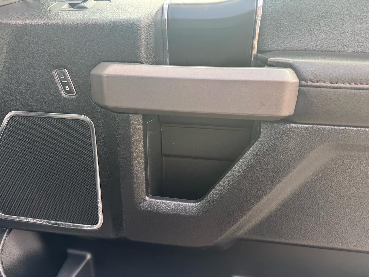 Ford F-150 2WD SuperCrew 145" Platinum 2020