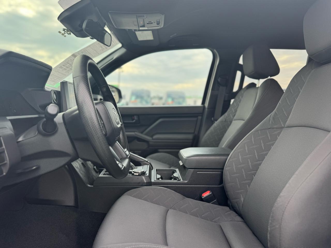 Toyota Tacoma SR Double Cab 4WD 2024