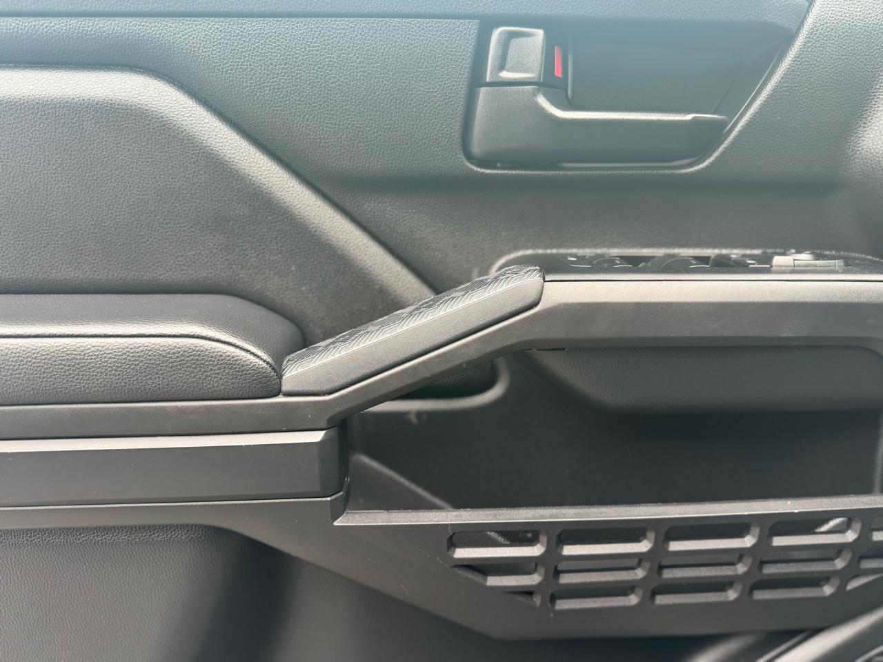 Toyota Tacoma SR Double Cab 4WD 2024