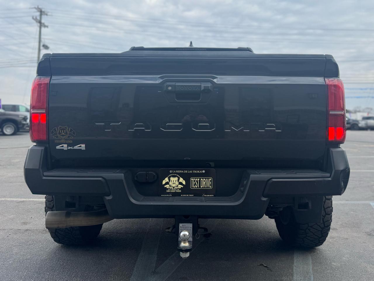 Toyota Tacoma SR Double Cab 4WD 2024