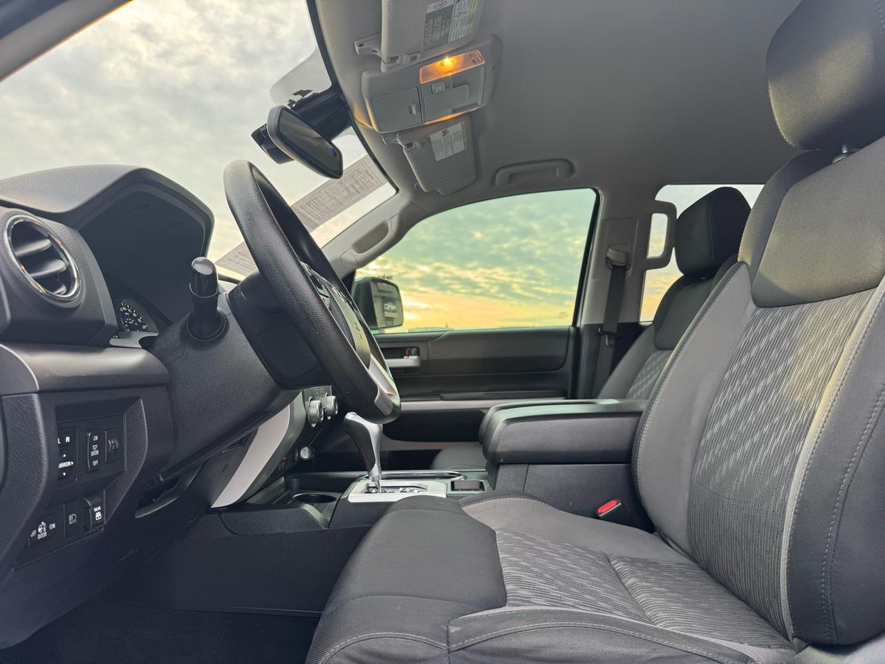 Toyota Tundra SR5 5.7L V8 CrewMax 2WD 2021