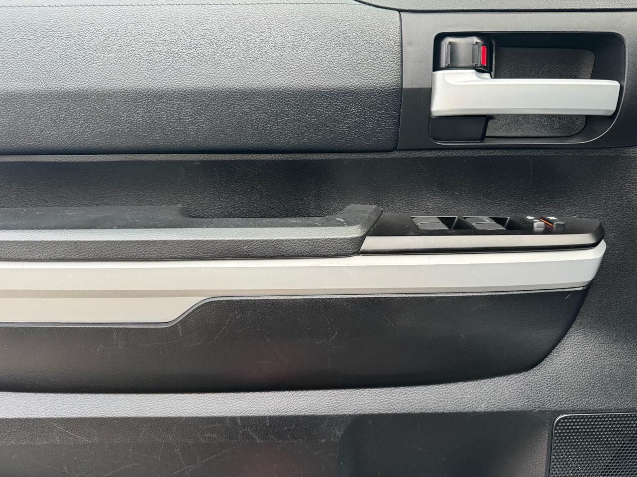 Toyota Tundra SR5 5.7L V8 CrewMax 2WD 2021