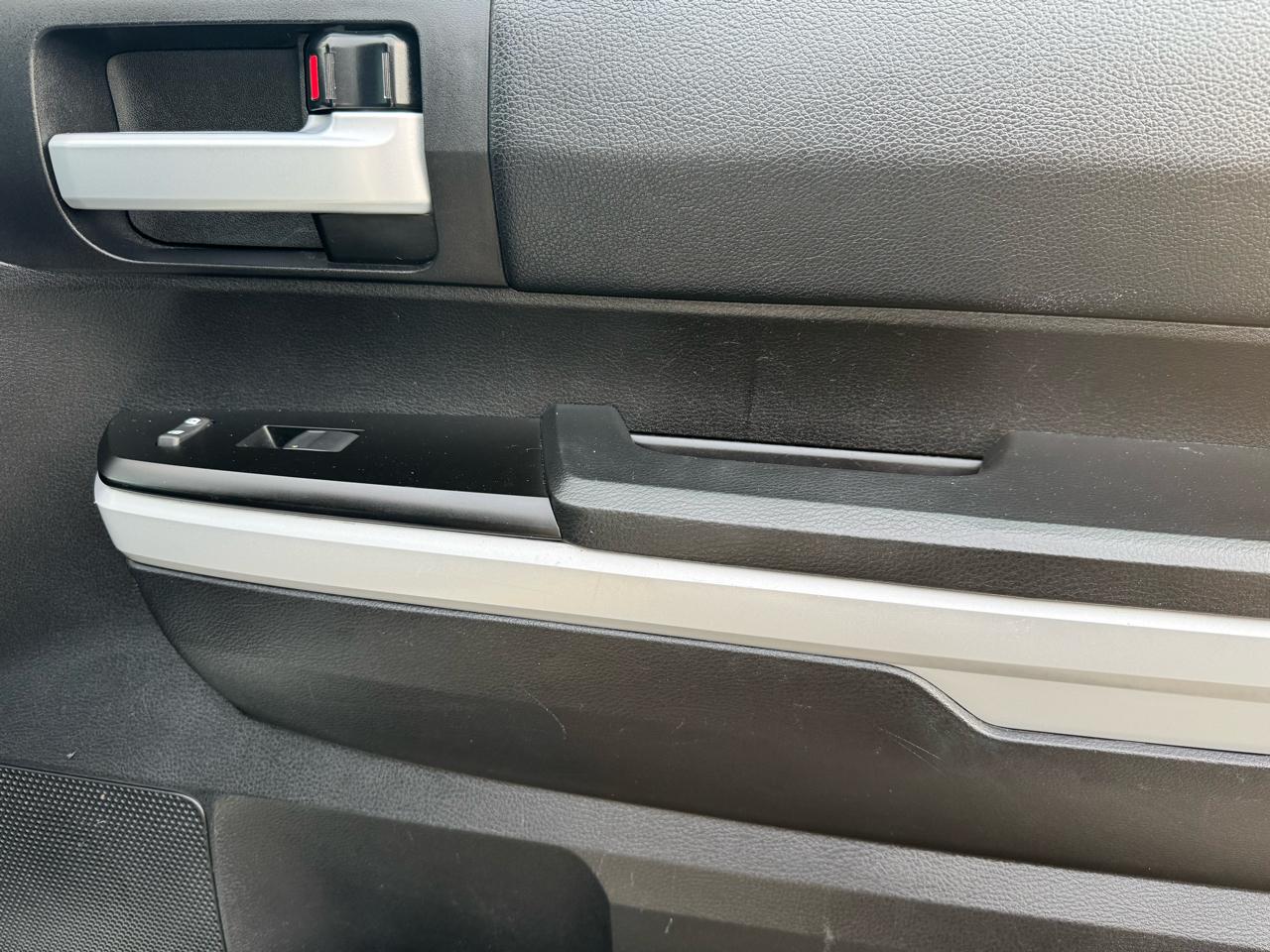 Toyota Tundra SR5 5.7L V8 CrewMax 2WD 2021