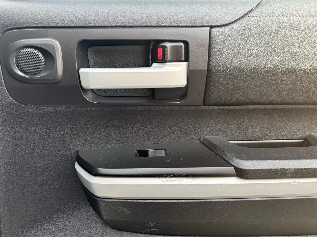 Toyota Tundra SR5 5.7L V8 CrewMax 2WD 2021