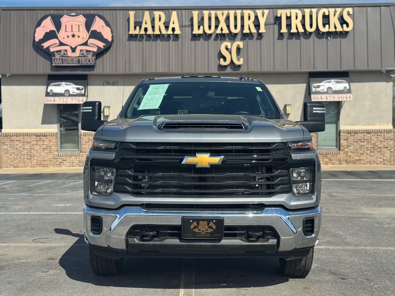 Chevrolet 3500 135.5" WB 2025