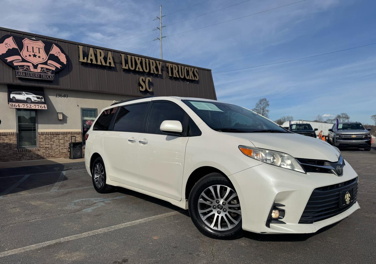 Toyota Sienna Limited Premium 7-Passenger 2019