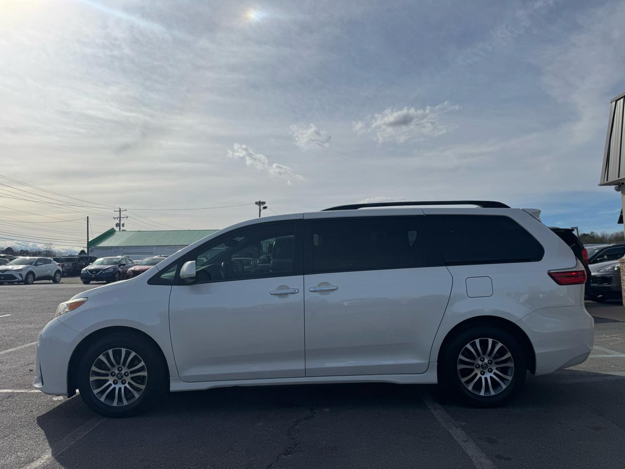 Toyota Sienna Limited Premium 7-Passenger 2019