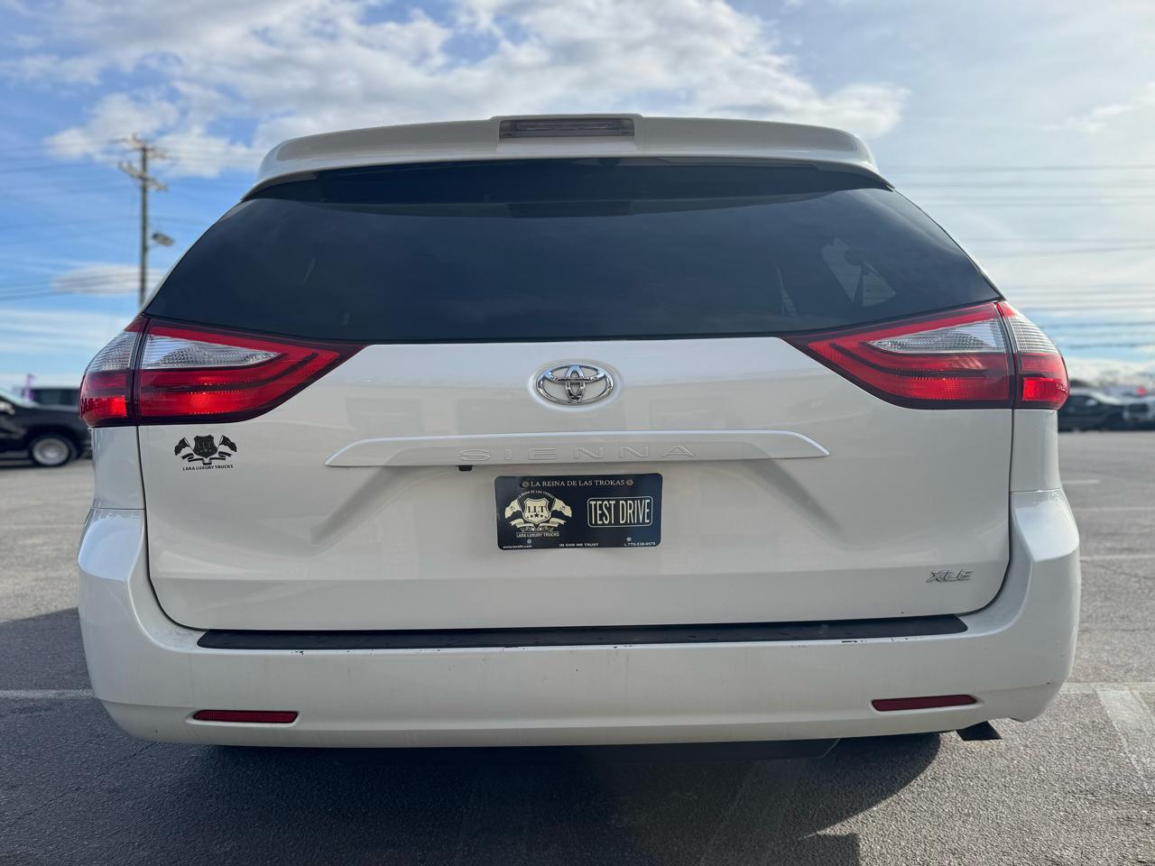 Toyota Sienna Limited Premium 7-Passenger 2019