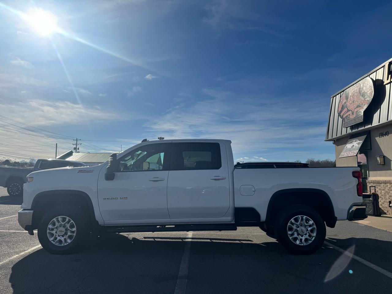 Chevrolet Silverado 2500HD 4WD Crew Cab 153" LT 2024