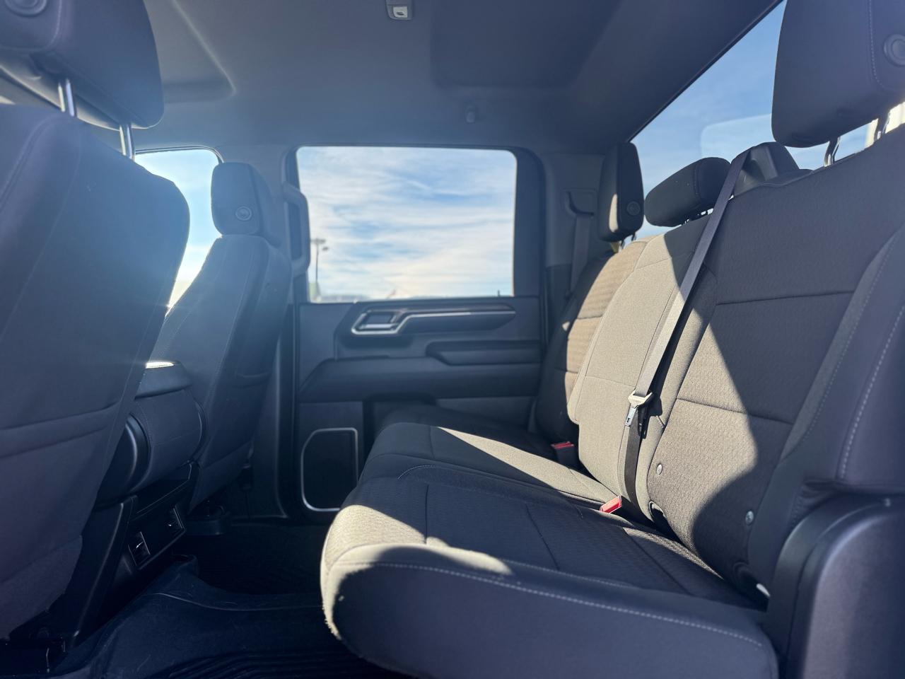 Chevrolet Silverado 2500HD 4WD Crew Cab 153" LT 2024