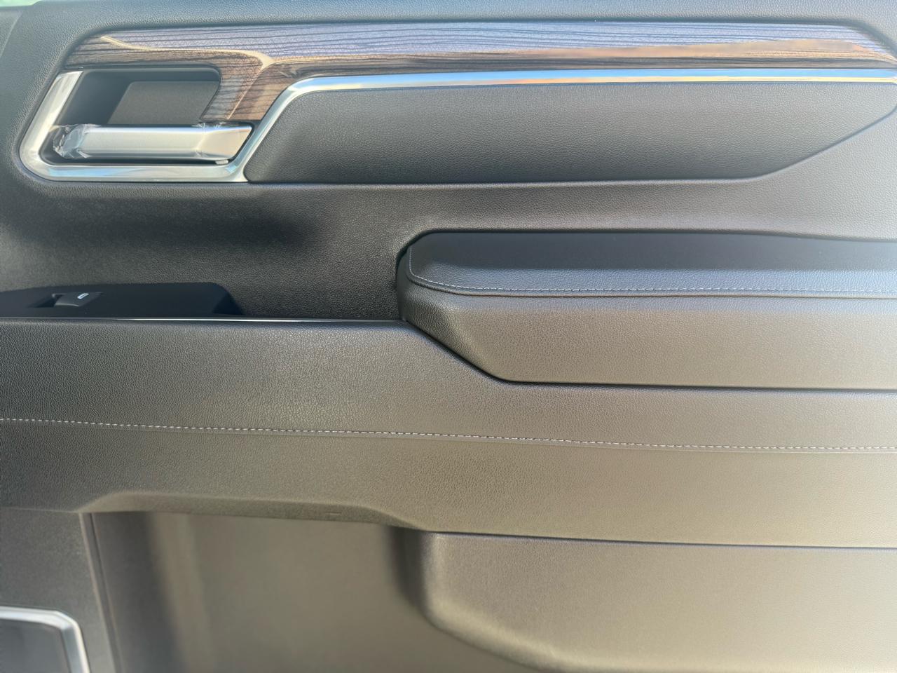 Chevrolet Silverado 2500HD 4WD Crew Cab 153" LT 2024