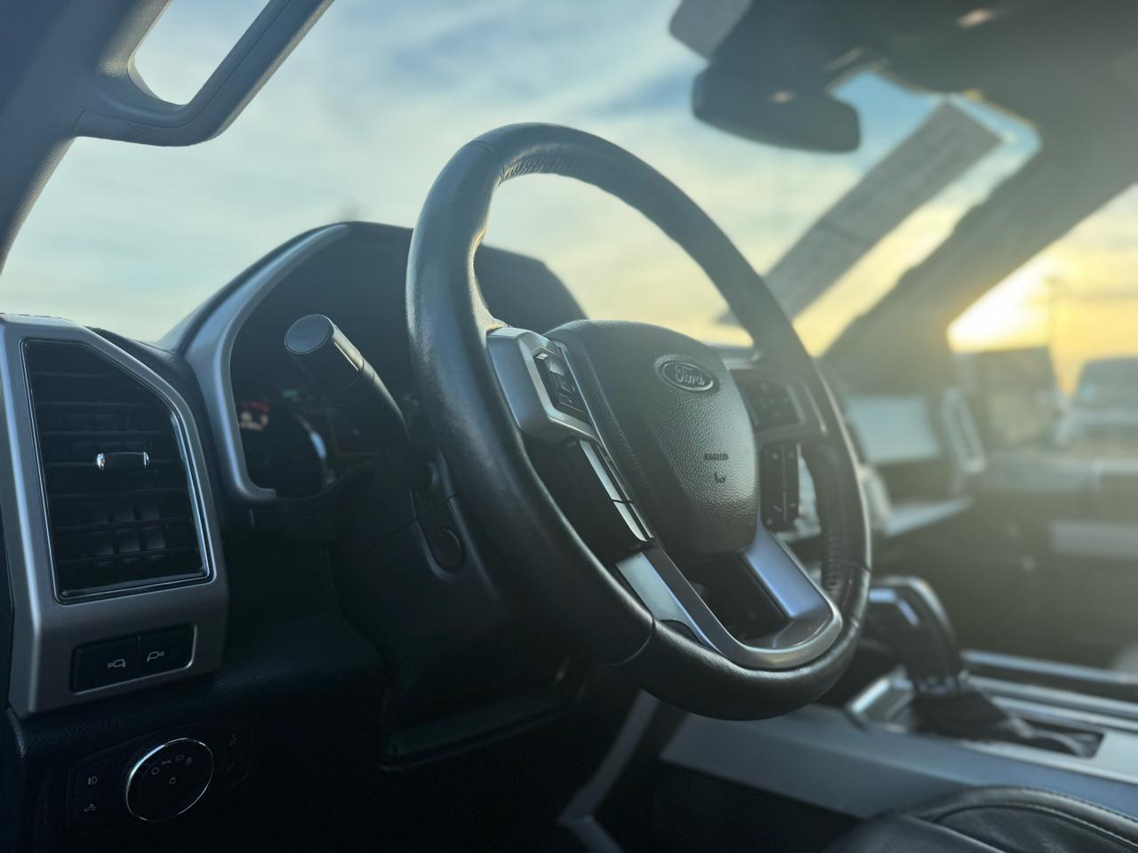 Ford F-150 4WD SuperCab 133" STX 2020