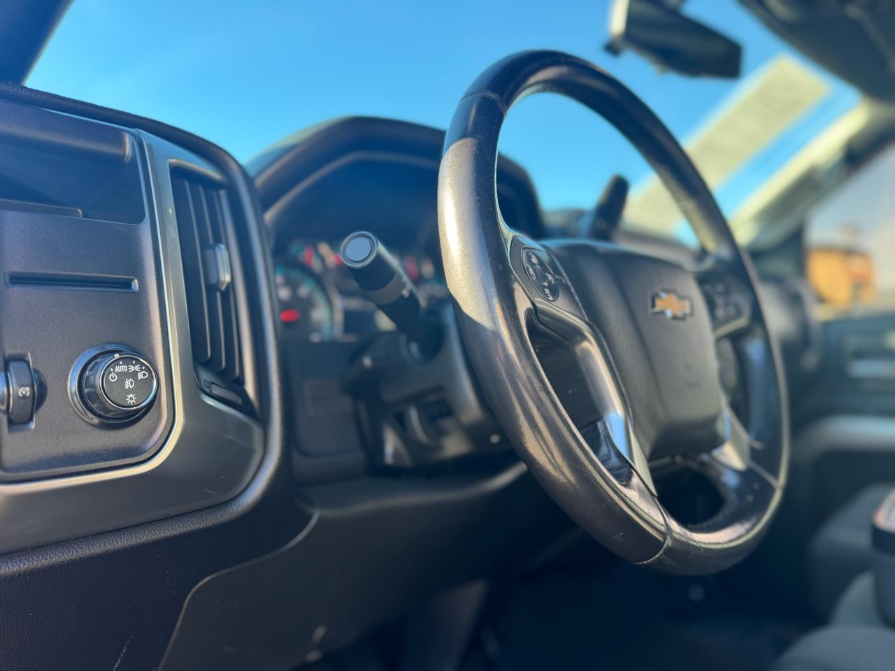 Chevrolet Silverado 1500 2WD Crew Cab 157" LT 2018