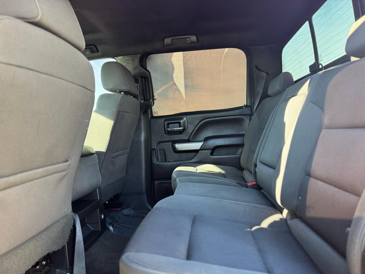 Chevrolet Silverado 1500 2WD Crew Cab 157" LT 2018