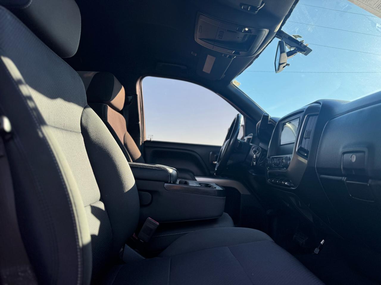 Chevrolet Silverado 1500 2WD Crew Cab 157" LT 2018