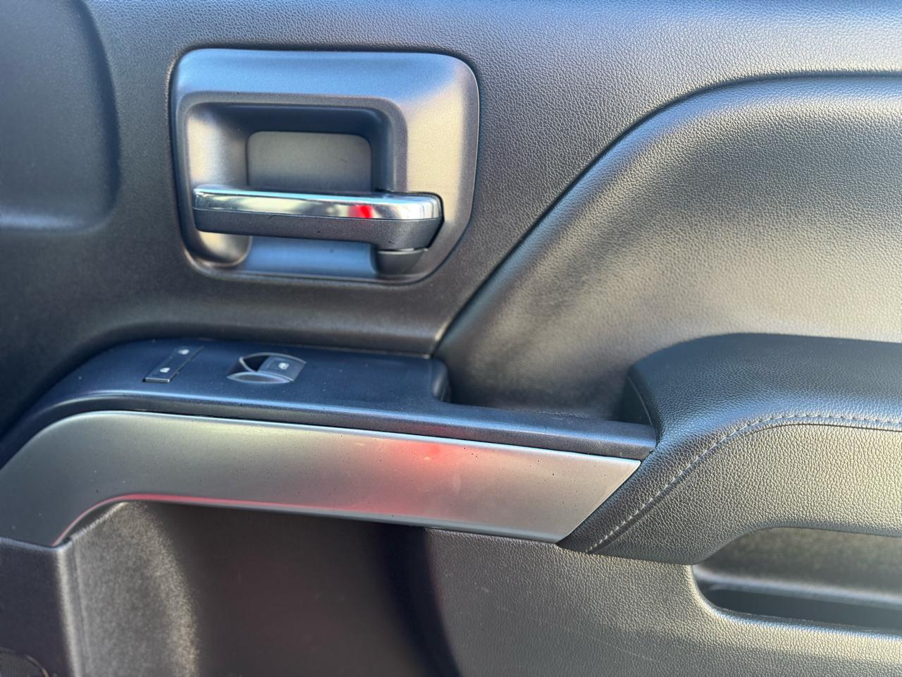 Chevrolet Silverado 1500 2WD Crew Cab 157" LT 2018