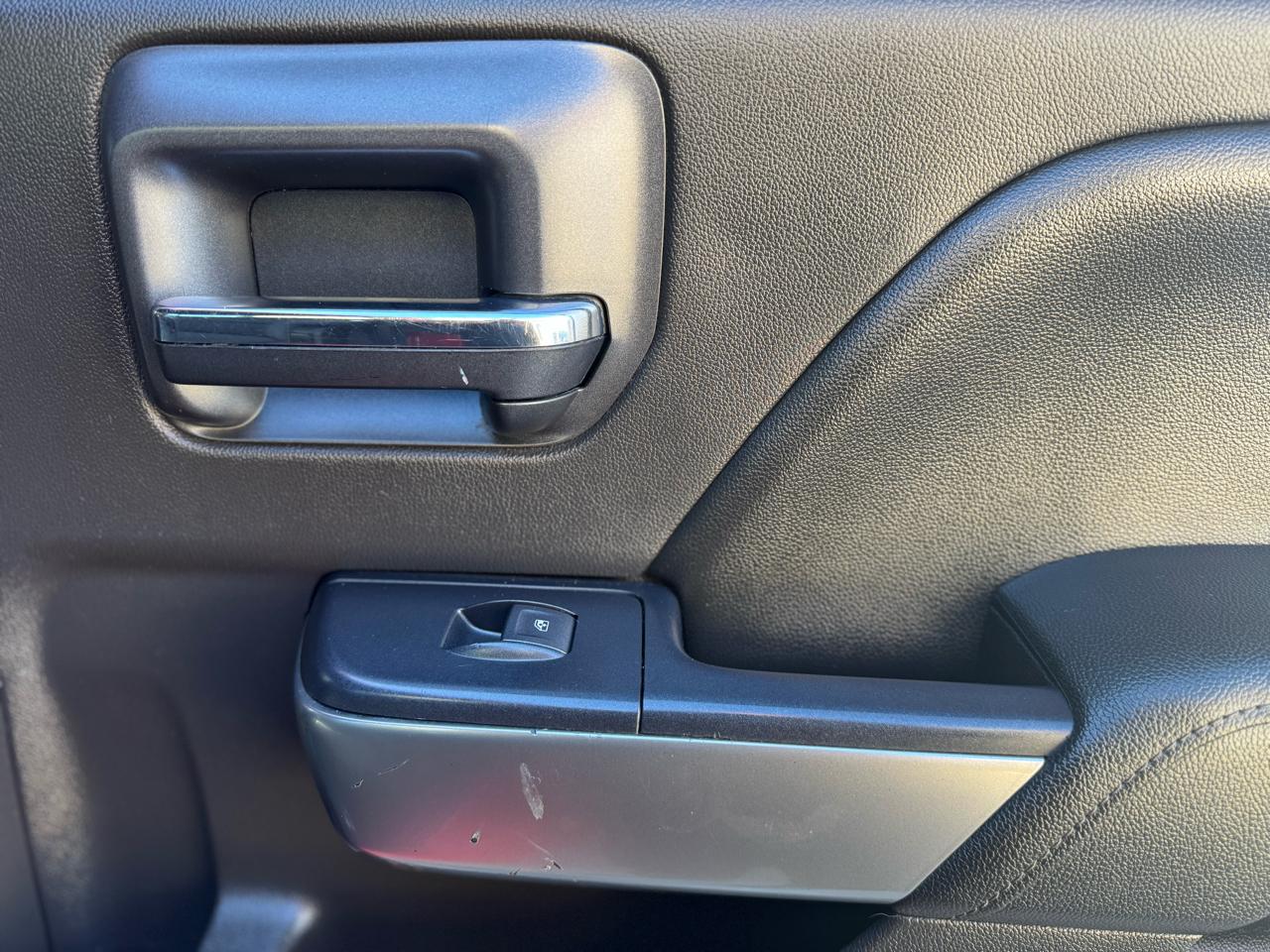 Chevrolet Silverado 1500 2WD Crew Cab 157" LT 2018