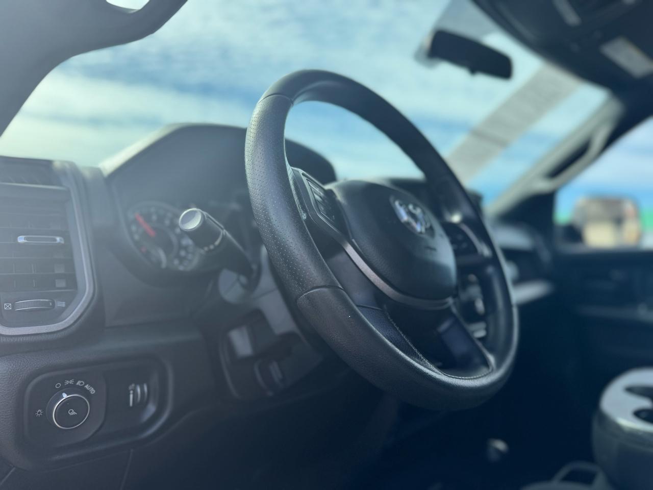 RAM 2500 Tradesman Crew Cab SWB 4WD 2021