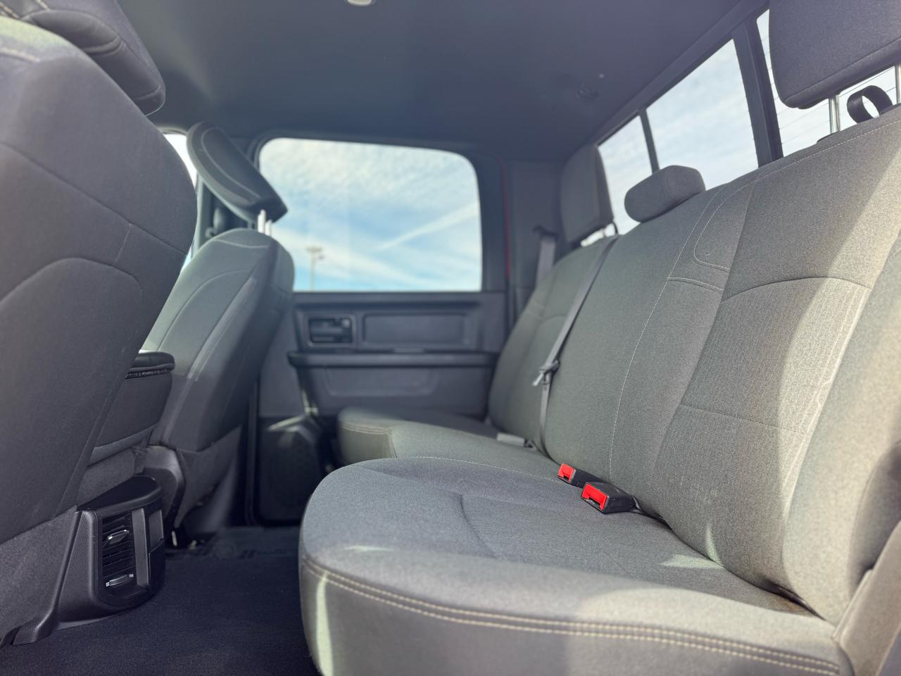 RAM 2500 Tradesman Crew Cab SWB 4WD 2021