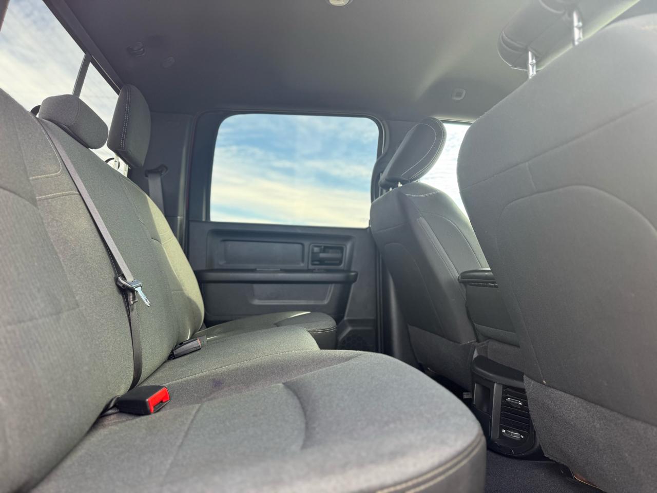 RAM 2500 Tradesman Crew Cab SWB 4WD 2021