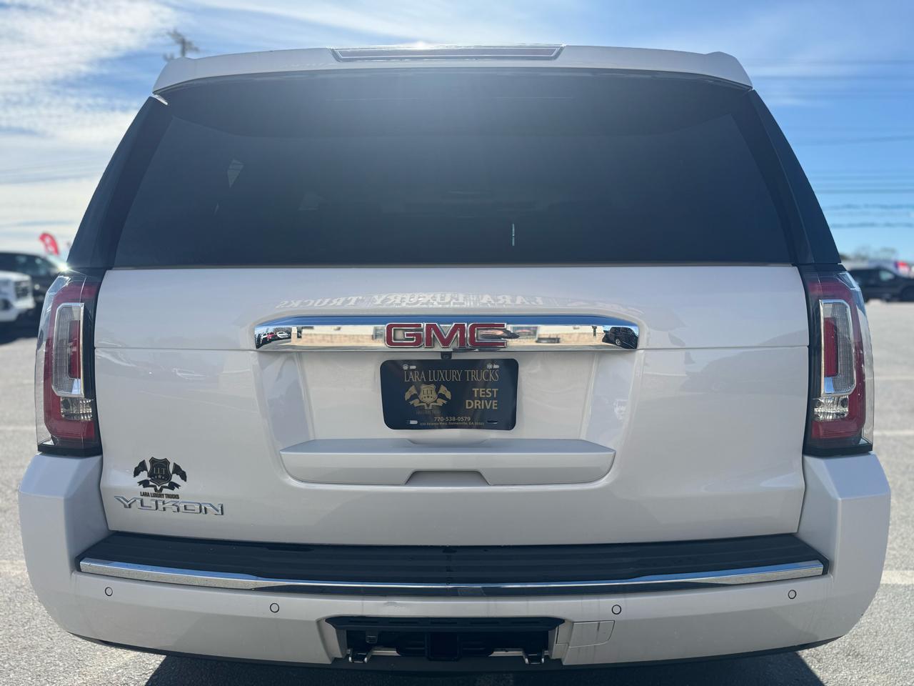 GMC Yukon Denali 4WD 2018