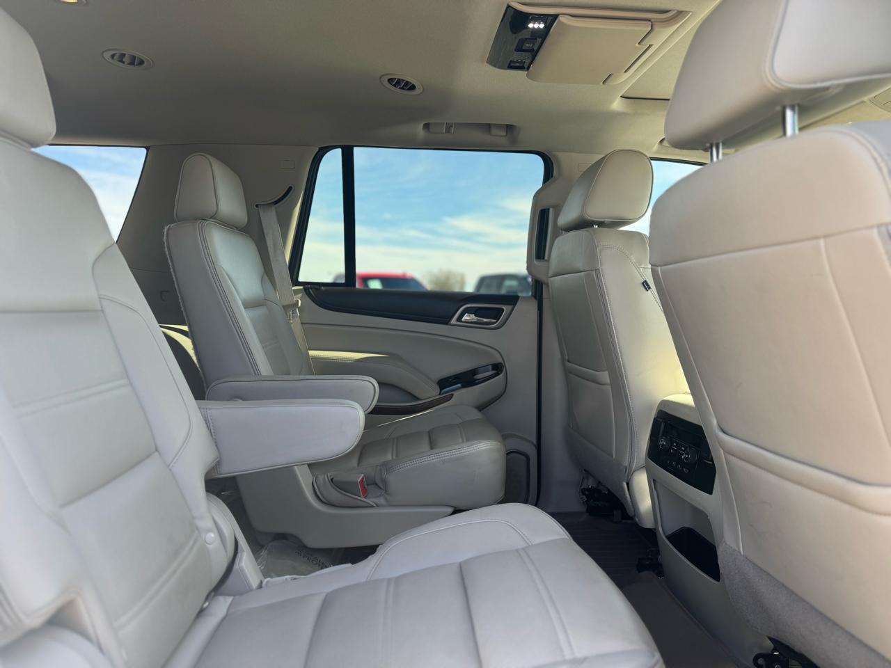 GMC Yukon Denali 4WD 2018
