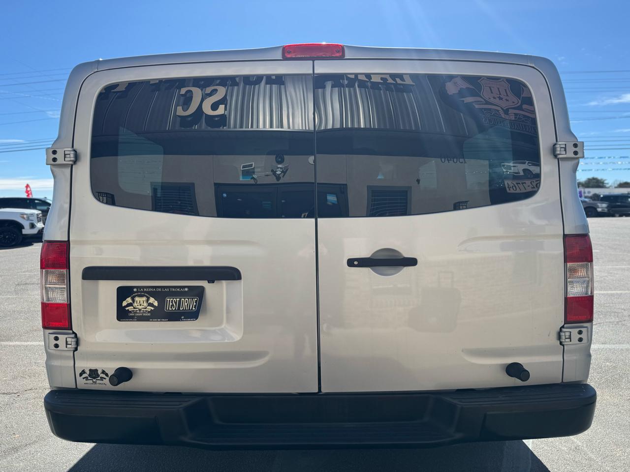 Nissan NV Passenger 3500 S V6 2019