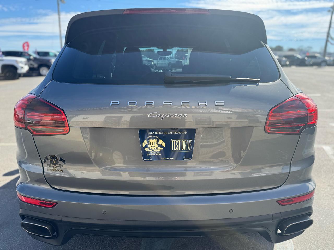 Porsche Cayenne Base 2016