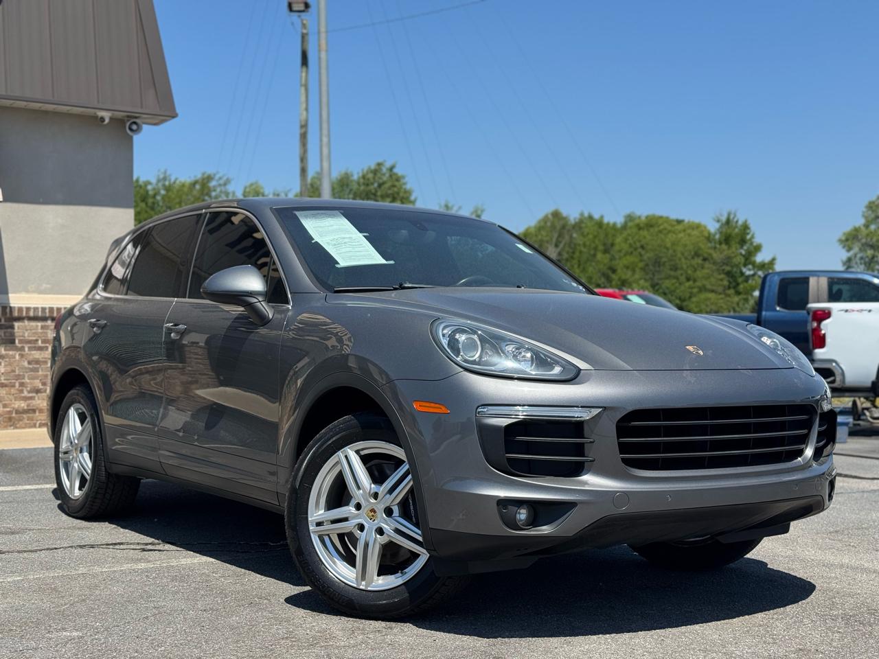 Porsche Cayenne Base 2016