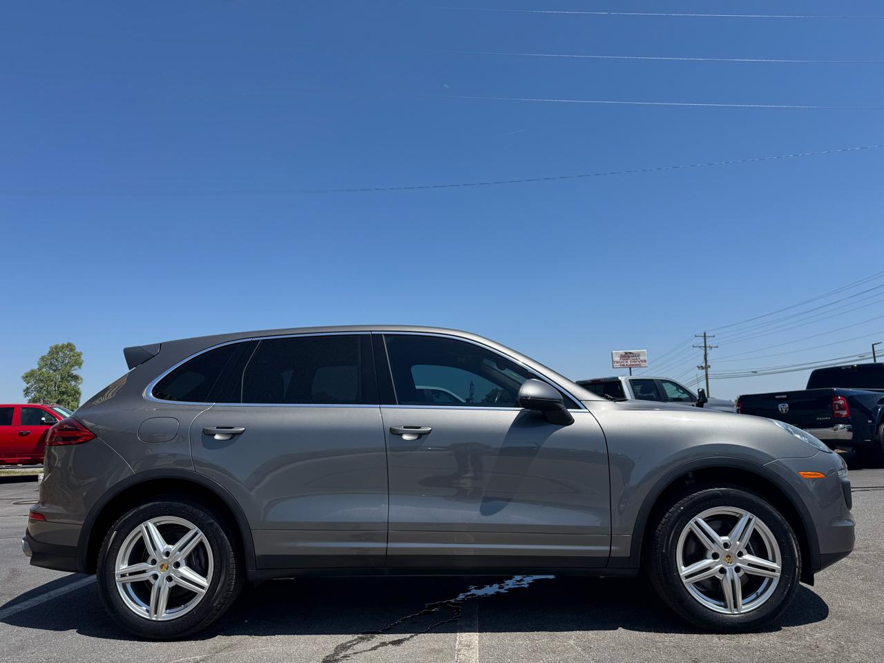 Porsche Cayenne Base 2016