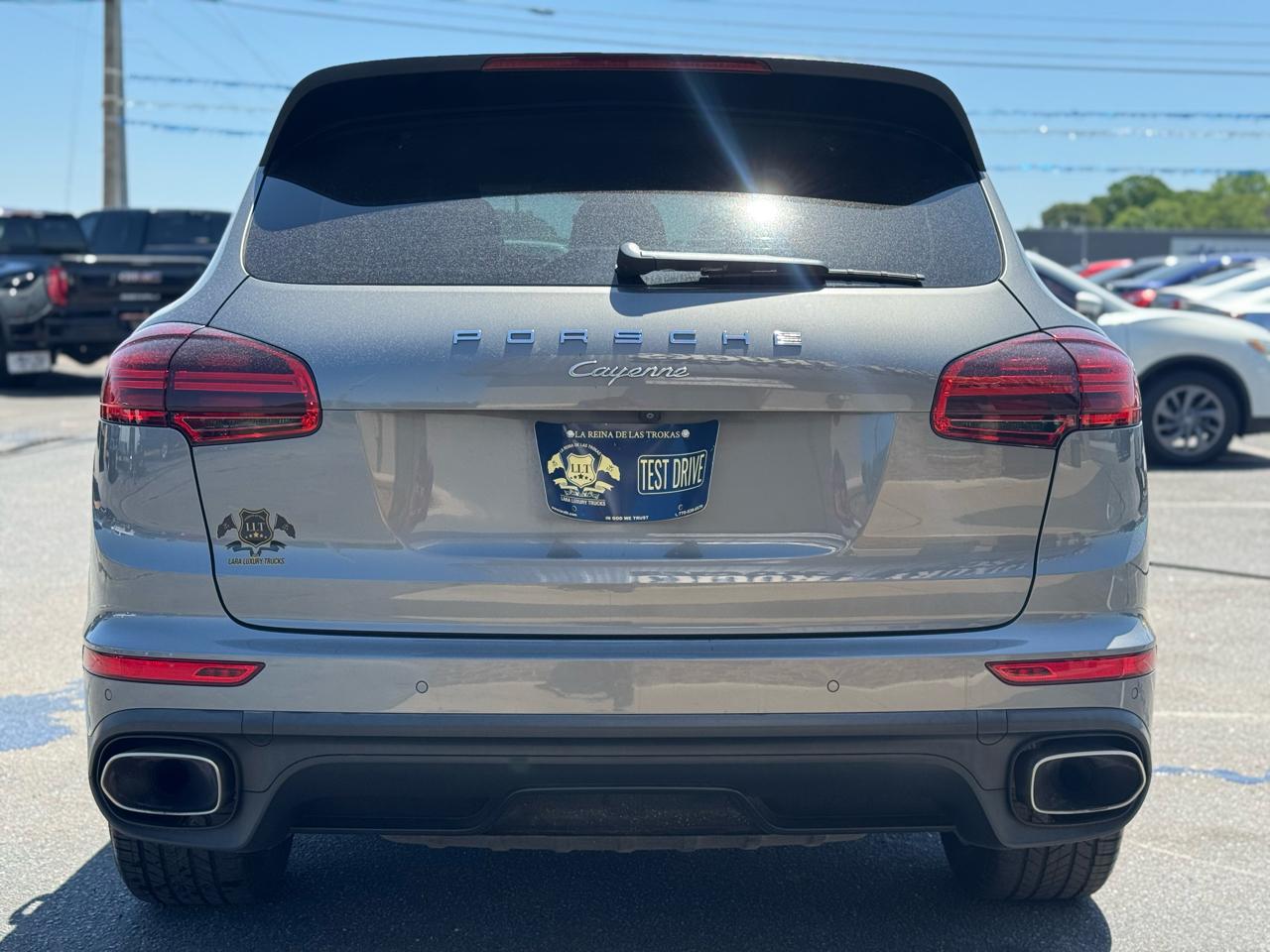 Porsche Cayenne Base 2016