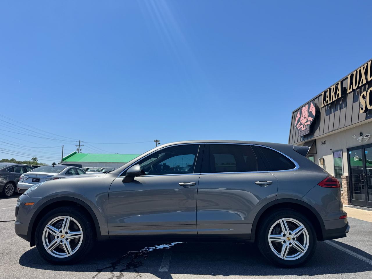 Porsche Cayenne Base 2016