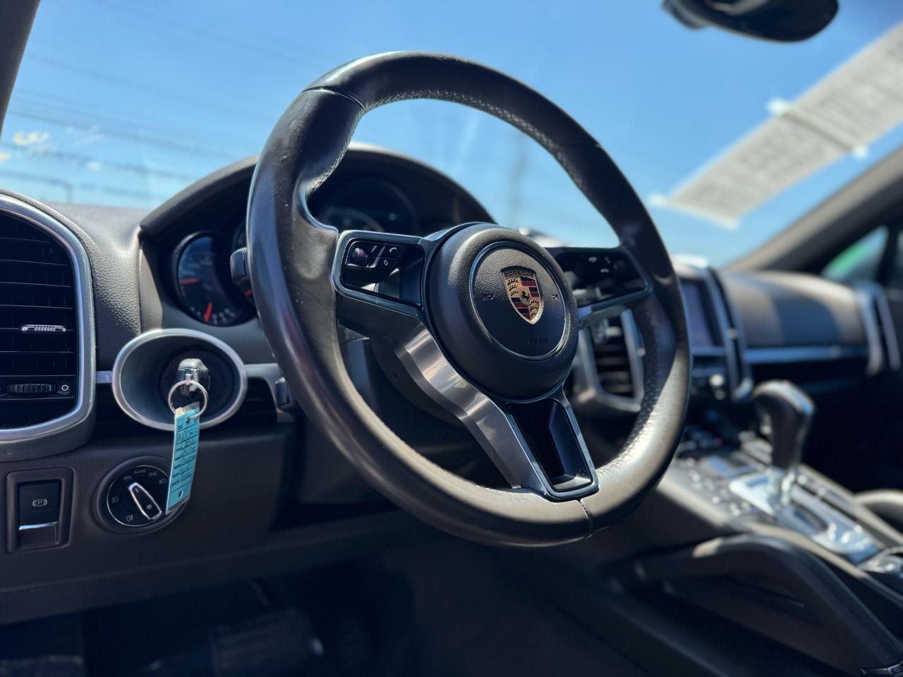 Porsche Cayenne Base 2016