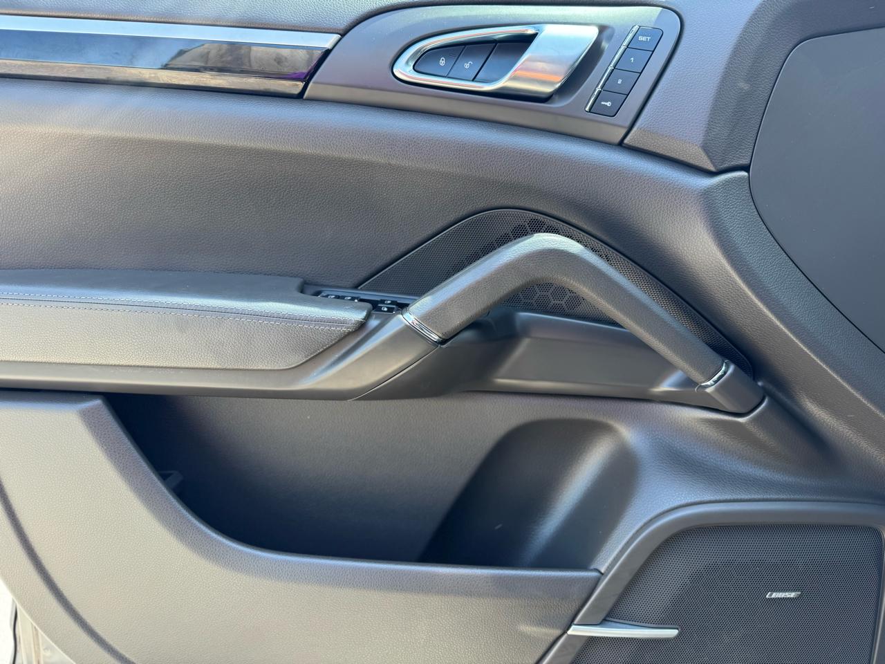 Porsche Cayenne Base 2016