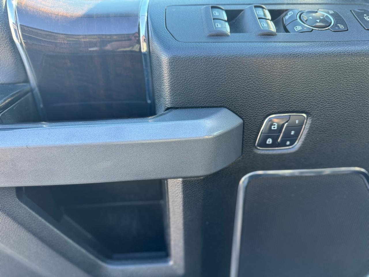 Ford F-350 SD King Ranch Crew Cab 4WD 2017