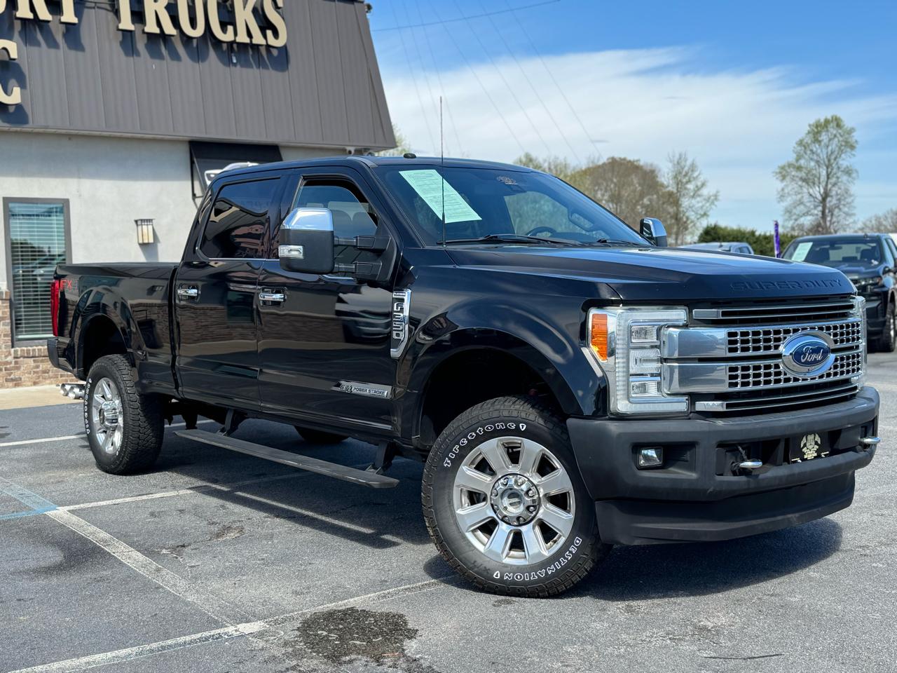 Ford F-350 SD Platinum Crew Cab 4WD 2017